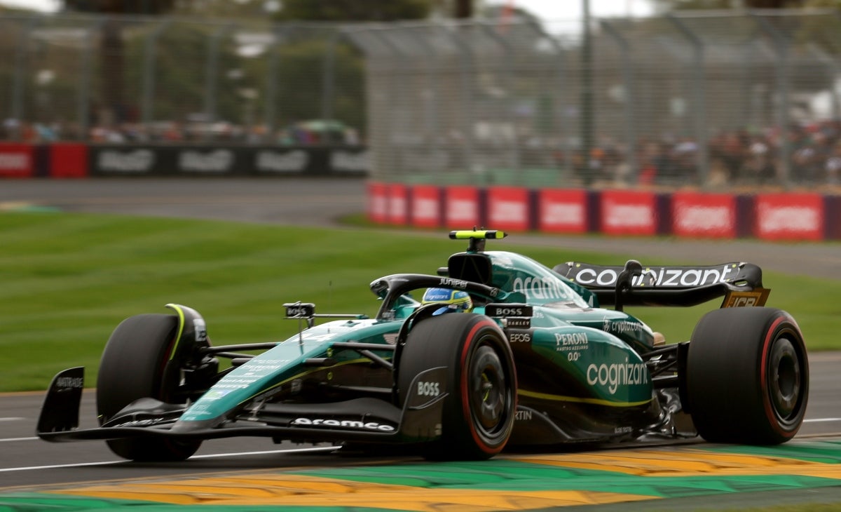 Fernando Alonso confirma su gran momento: tercer podio consecutivo en un accidentado Gran Premio de Australia Fernando Alonso confirma su gran momento: tercer podio consecutivo en un accidentado Gran Premio de Australia