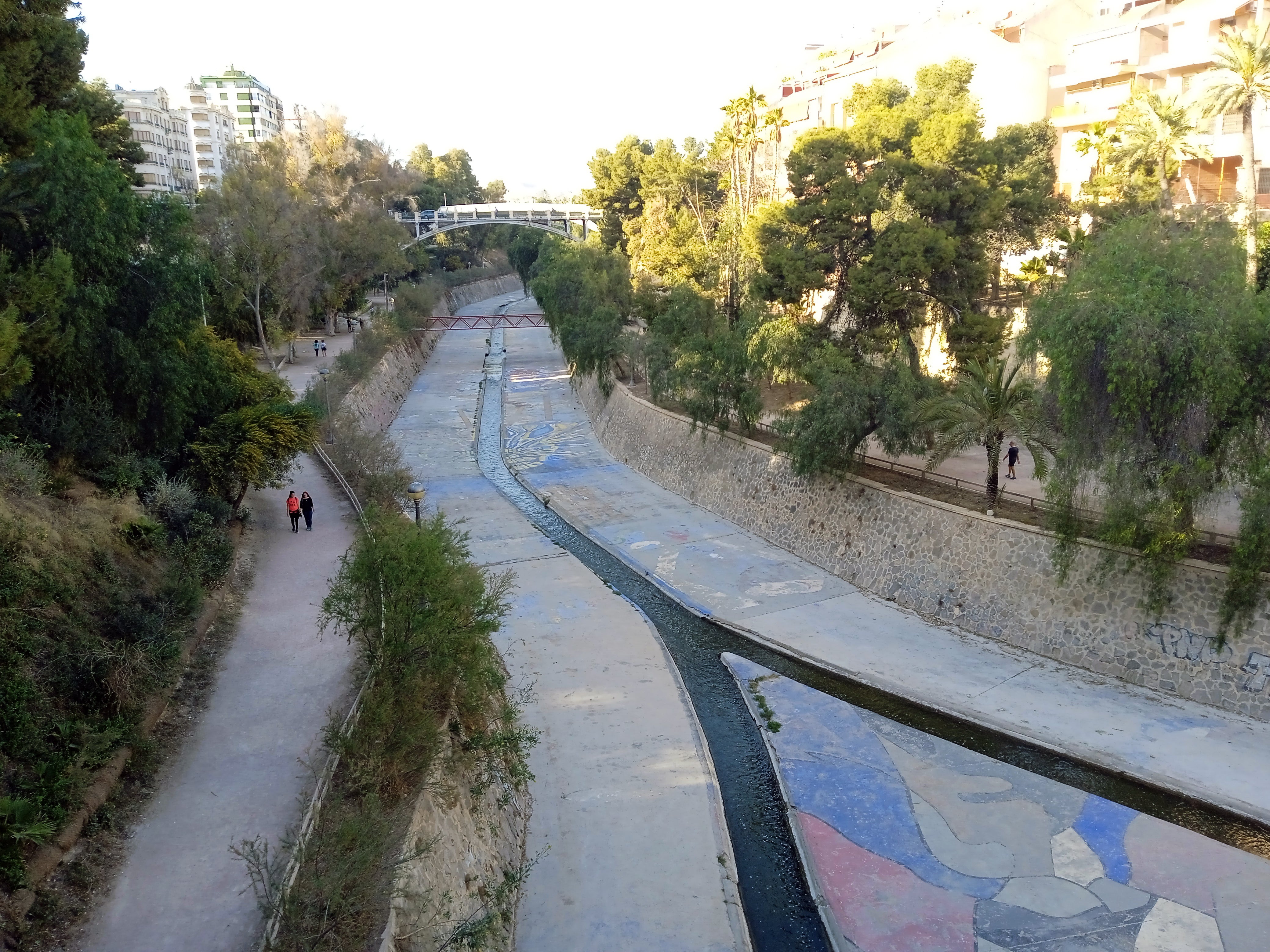 Nuevo repunte del termómetro en Elche, Crevillent y Santa Pola: supera con claridad los 30 grados Nuevo repunte del termómetro en Elche, Crevillent y Santa Pola: supera con claridad los 30 grados