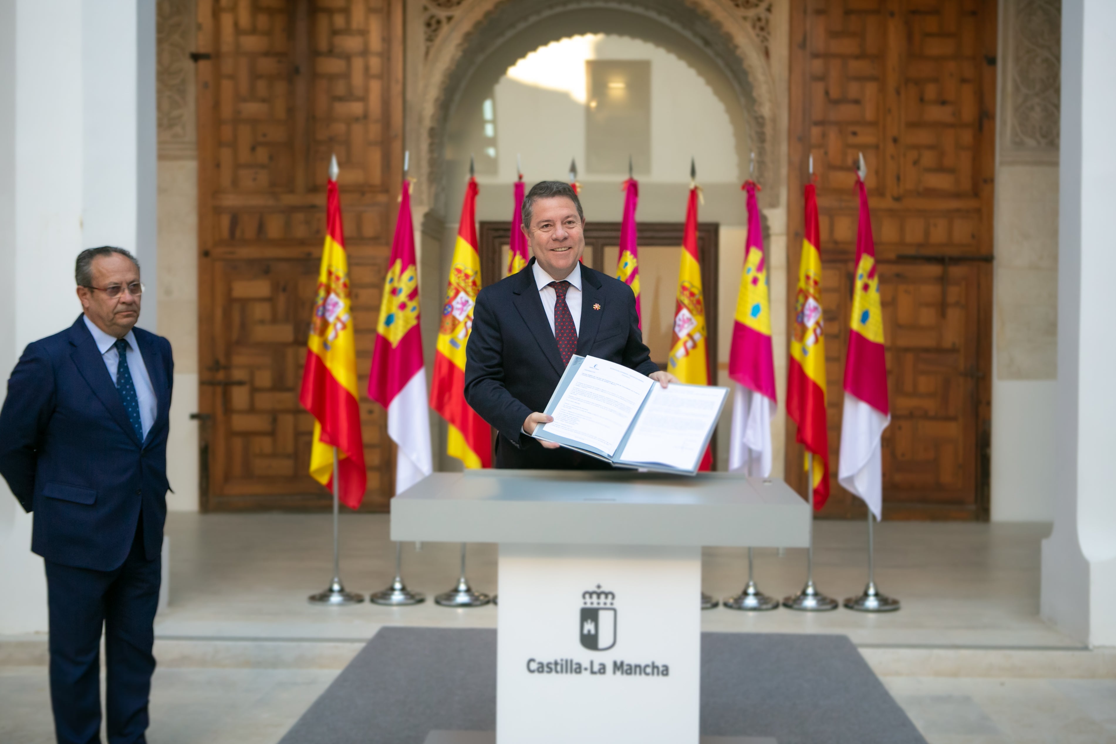 Firmado el decreto de convocatoria de elecciones para el 28M Firmado el decreto de convocatoria de elecciones para el 28M