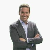 El periodista, Nacho Molina, va en la lista del PP en la capital que encabeza Pilar Miranda