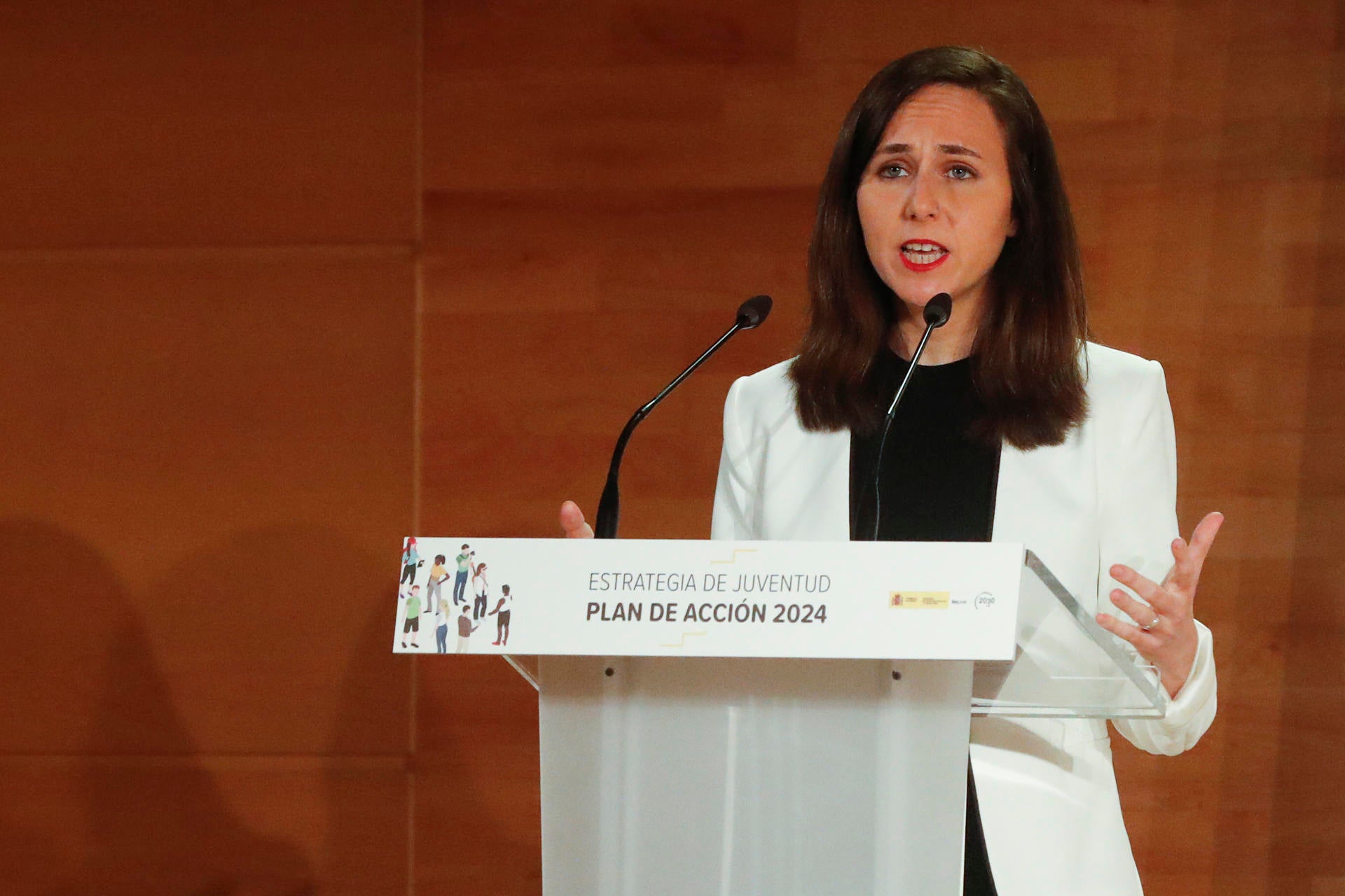 Ione Belarra exige a Yolanda Díaz que aclare si quiere ser la candidata de la unidad y cuestiona los "proyectos personalistas" Ione Belarra exige a Yolanda Díaz que aclare si quiere ser la candidata de la unidad y cuestiona los "proyectos personalistas"