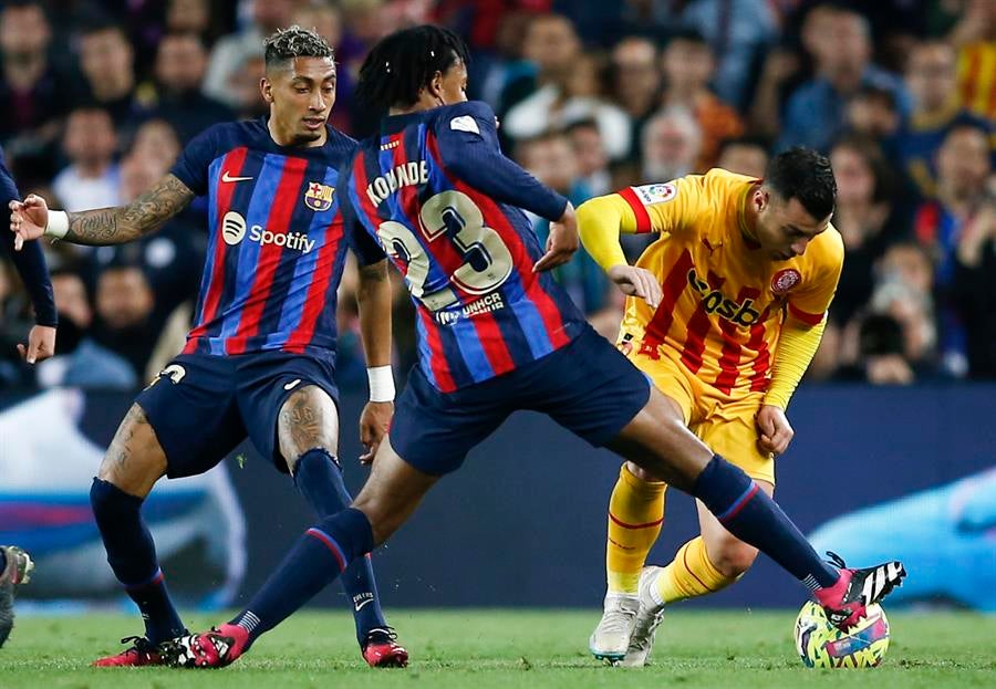 El Barcelona se conforma con un empate ante el Girona que le acerca a La Liga El Barcelona se conforma con un empate ante el Girona que le acerca a La Liga