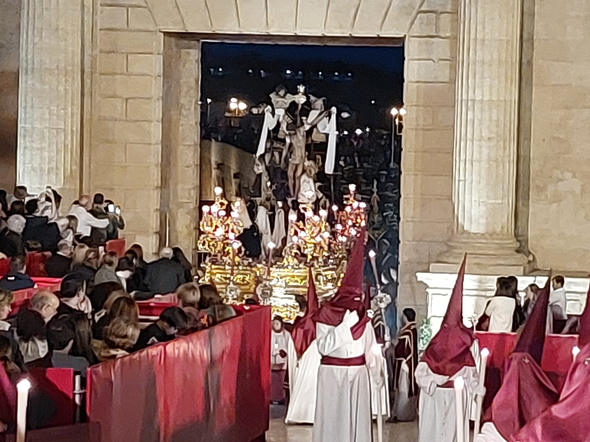 De la Semana Santa cordobesa al acuerdo del Viernes Santo De la Semana Santa cordobesa al acuerdo del Viernes Santo
