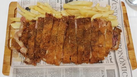 Cachopo del restaurante Más Torres de Zaragoza