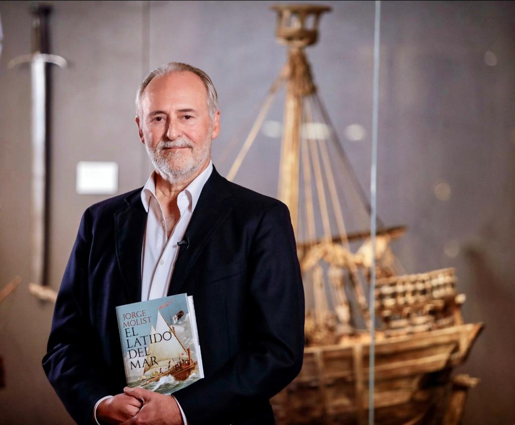 El escritor Jorge Molist presenta en Más de uno Alicante su nueva obra 'El latido del mar' con el Meditarraneo como escenario bélico El escritor Jorge Molist presenta en Más de uno Alicante su nueva obra 'El latido del mar' con el Meditarraneo como escenario bélico