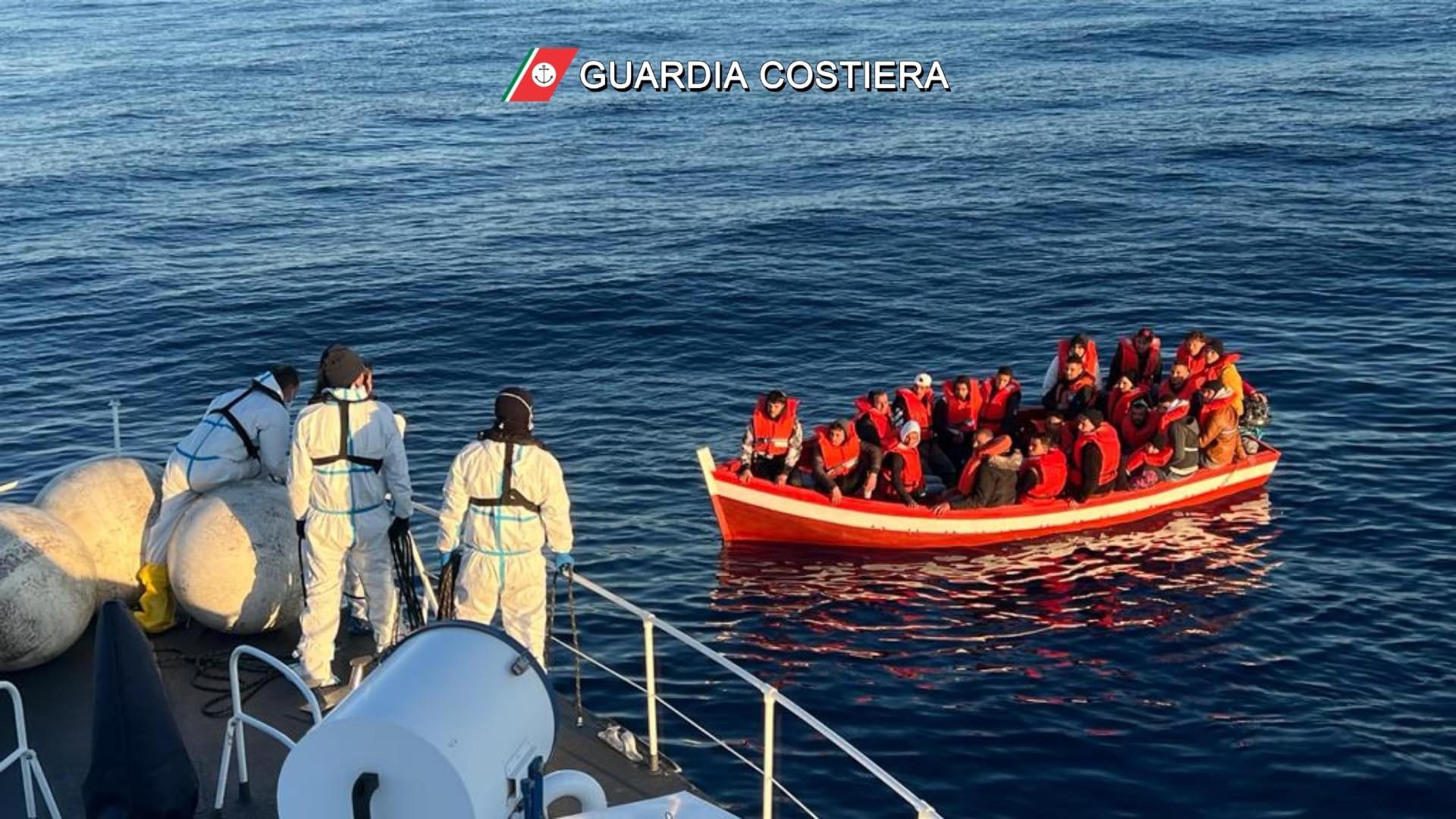 Italia decreta el estado de emergencia migratorio durante seis meses Italia decreta el estado de emergencia migratorio durante seis meses