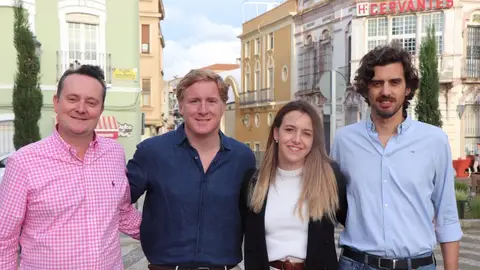 El PP de Badajoz incorpora en su candidatura a Gema Cortés, Rubén Galea y Carlos Urueña El PP de Badajoz incorpora en su candidatura a Gema Cortés, Rubén Galea y Carlos Urueña