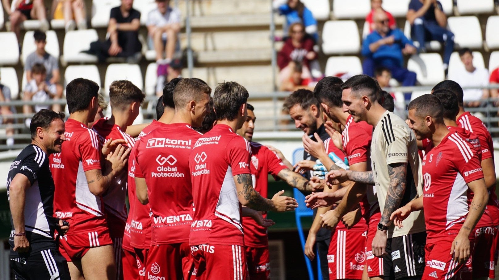 El Atlético Baleares, una prueba de fuego para el Real Murcia El Atlético Baleares, una prueba de fuego para el Real Murcia