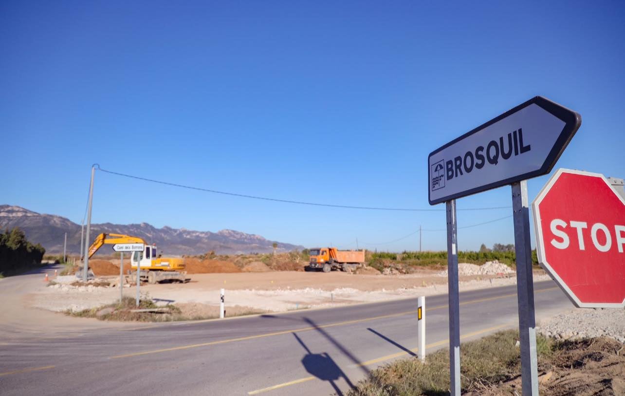 La Diputació de València inicia en Cullera la eliminación del cruce peligroso existente en la entrada al Brosquill La Diputació de València inicia en Cullera la eliminación del cruce peligroso existente en la entrada al Brosquill