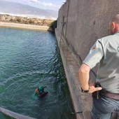 Efectivos de los GEAS de la Guardia Civil Efectivos de los GEAS de la Guardia Civil