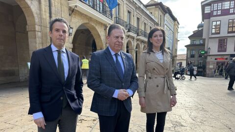 Ignacio Cuesta y Lourdes Garc&iacute;a se incorporan a la lista de Alfredo Canteli
