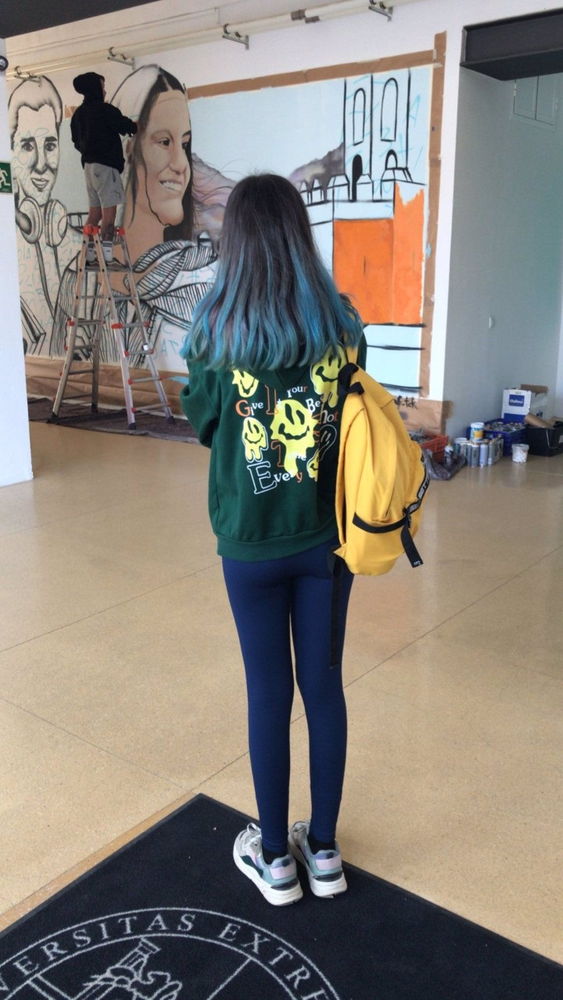 La Facultad de Comunicación de Badajoz se llena desde este lunes de murales del artista urbano Alejandro Pajuelo 'Chino' La Facultad de Comunicación de Badajoz se llena desde este lunes de murales del artista urbano Alejandro Pajuelo 'Chino'