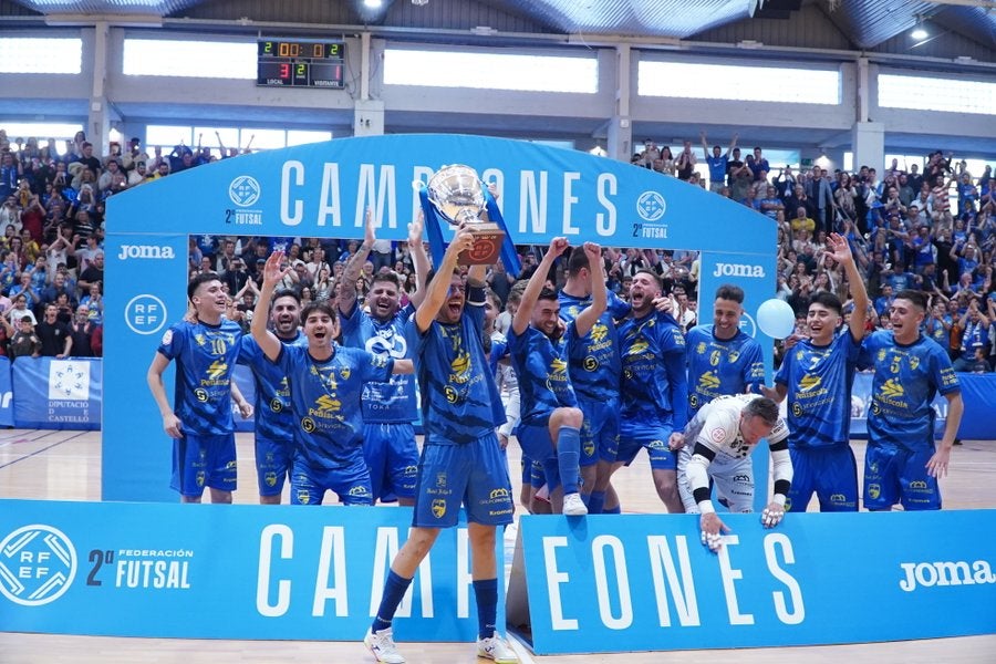 El Peñíscola firma una temporada para enmarcar El Peñíscola firma una temporada para enmarcar