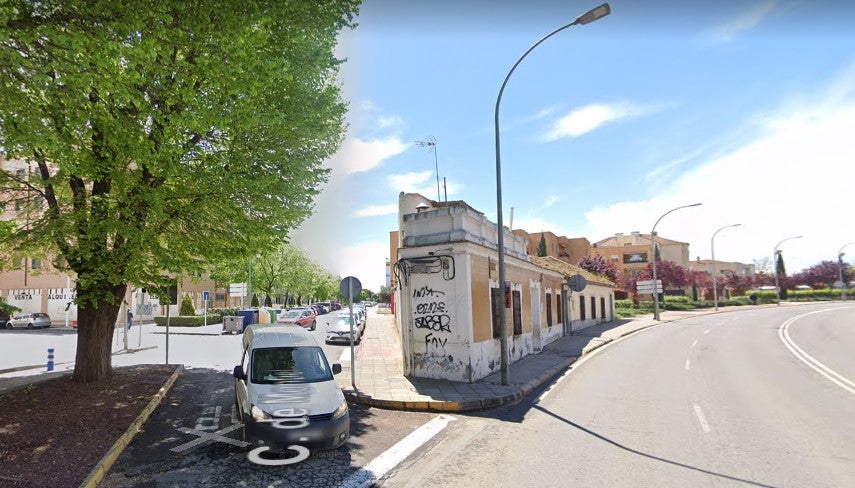 El Ayuntamiento expropiará dos viviendas no habitadas para mejorar el acceso al centro de Ciudad Real desde el AVE El Ayuntamiento expropiará dos viviendas no habitadas para mejorar el acceso al centro de Ciudad Real desde el AVE