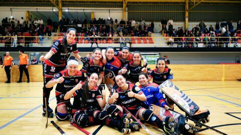 Las jugadoras del Telecable celebran la clasificaci&oacute;n para la fase final de la Copa de Europa