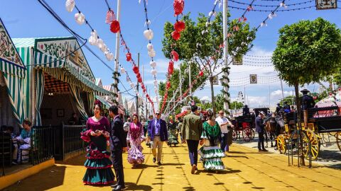 Ambiente en una de las calles de la Feria 