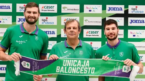 Kravish, Juanma Rodríguez y Darío Brizuela, de Unicaja Kravish, Juanma Rodríguez y Darío Brizuela, de Unicaja