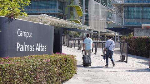 Vista de la sede de la multinacional Abengoa del Campus Palmas Altas en Sevilla