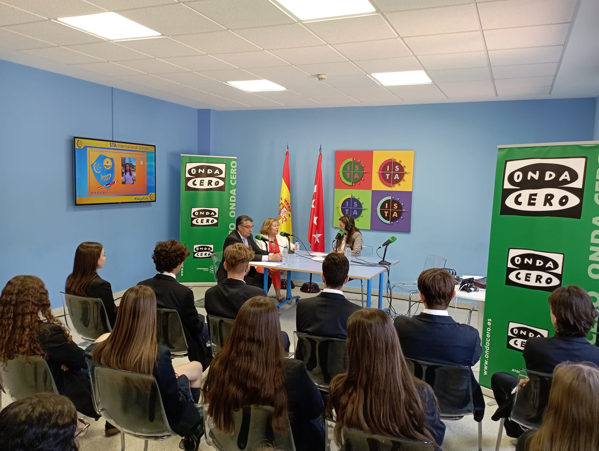 Más de uno Alcalá 19/04/2023 Más de uno Alcalá 19/04/2023