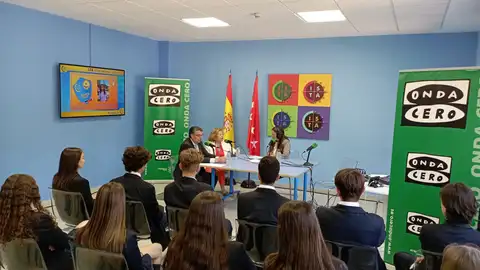 Más de uno Alcalá desde el Business Center del Colegio Internacional Santo Tomás de Aquino Más de uno Alcalá desde el Business Center del Colegio Internacional Santo Tomás de Aquino