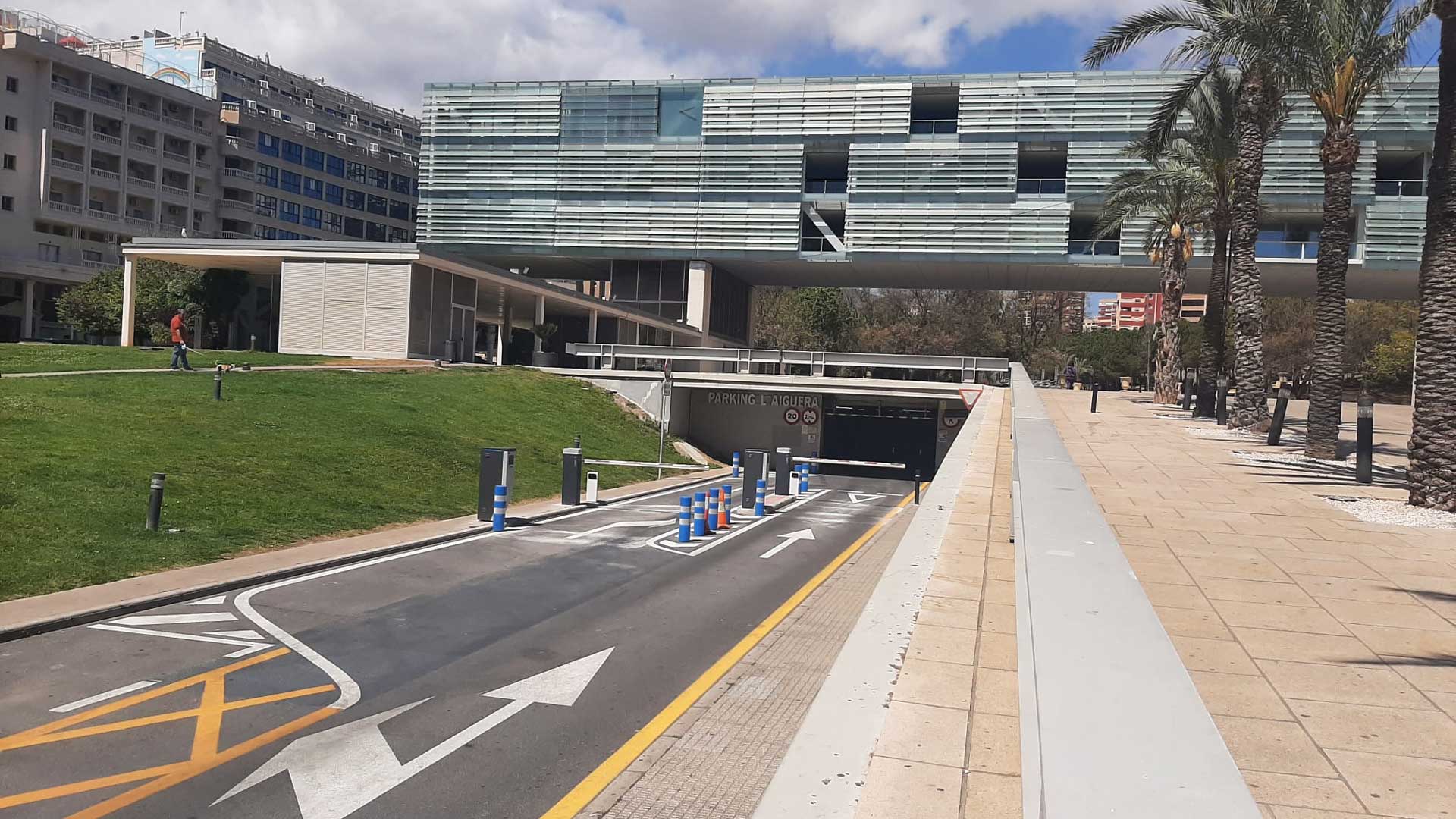 Rifi rafe entre PP y PSOE en Benidorm por caducarse las prórrogas de contratos millonarios Rifi rafe entre PP y PSOE en Benidorm por caducarse las prórrogas de contratos millonarios