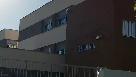 IES La Nía de Aspe. IES La Nía de Aspe.