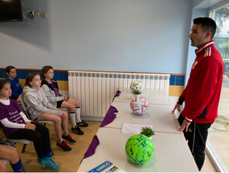 El fútbol femenino duplica sus licencias en Navarra en dos años El fútbol femenino duplica sus licencias en Navarra en dos años