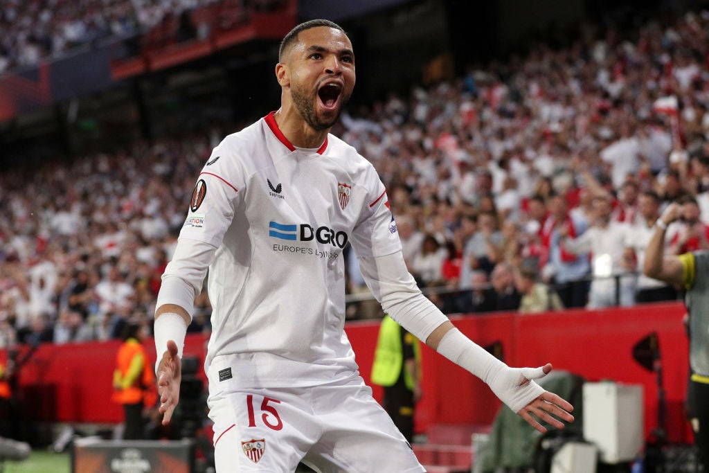 El Sevilla golea al United y se cita con la Juve en semifinales El Sevilla golea al United y se cita con la Juve en semifinales