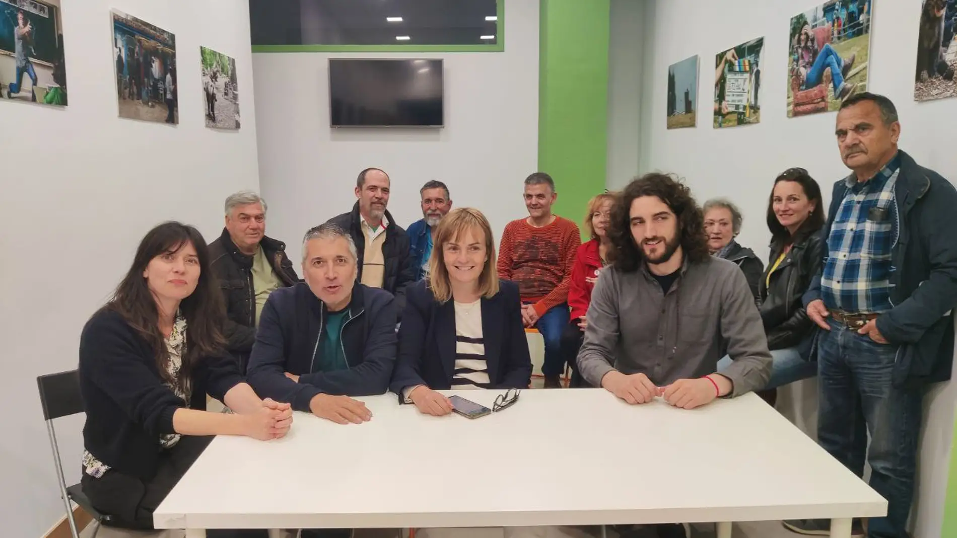 Covadonga Tomé se encierra en la sede de Podemos Xixón