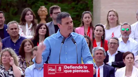 El presidente del Gobierno, Pedro Sánchez Pedro Sánchez recuerda a Moreno que no tiene ninguna legitimidad para "cargarse un tesoro" como Doñana