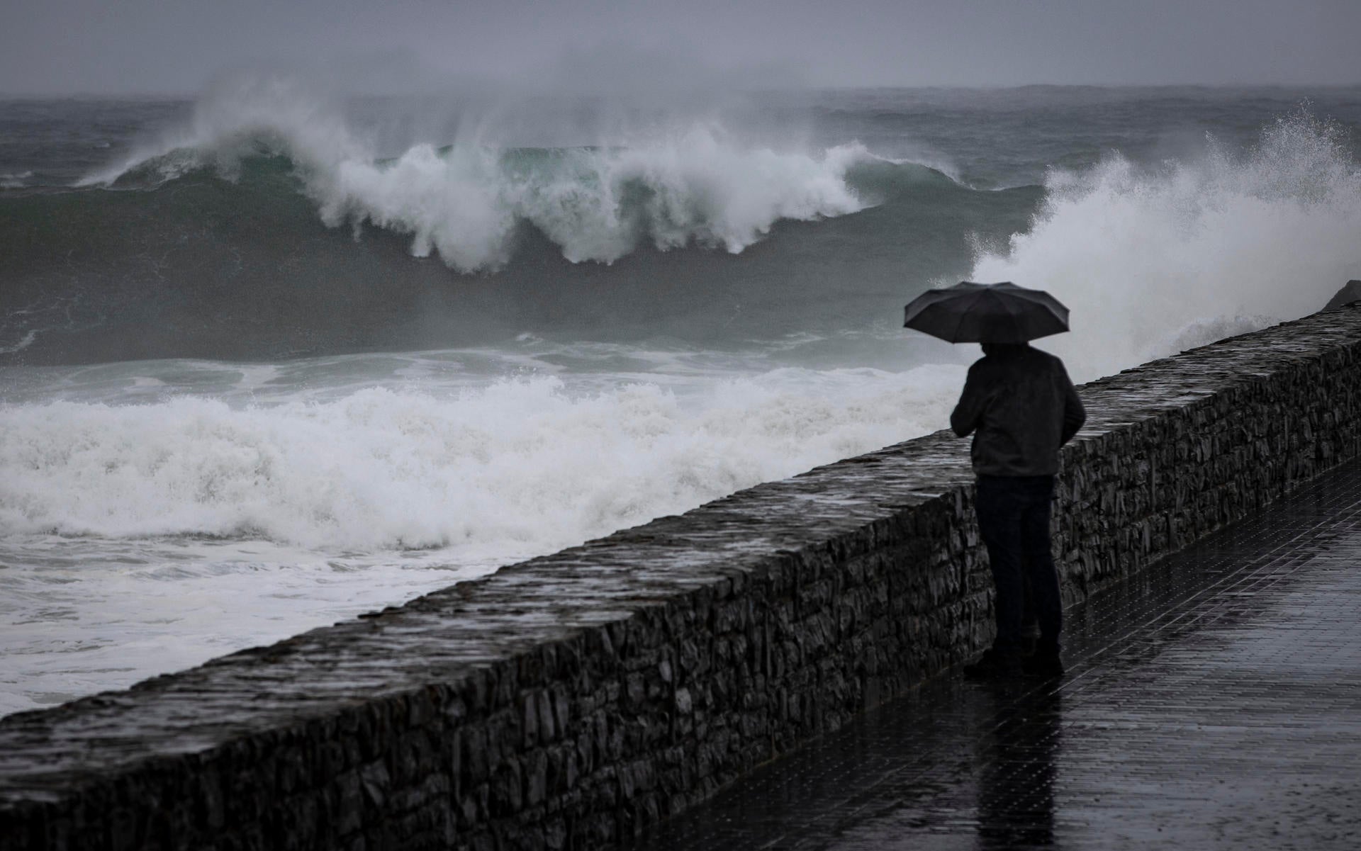 Un tornado en el área metropolitana de Lisboa daña algunas viviendas pero no deja víctimas Un tornado en el área metropolitana de Lisboa daña algunas viviendas pero no deja víctimas