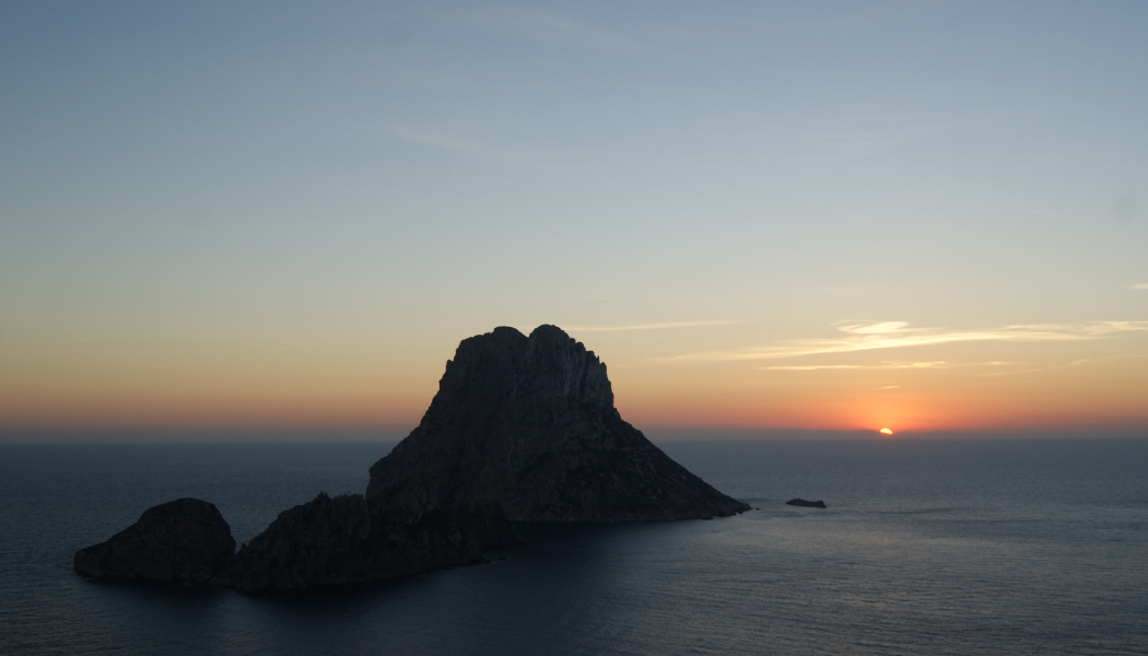¿Sabías que estos rodajes habían tenido lugar en Ibiza? Conocemos los escenarios de película de la isla ¿Sabías que estos rodajes habían tenido lugar en Ibiza? Conocemos los escenarios de película de la isla