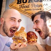 Juan Higueras y su hermano, propietarios de Burguer Food Porn, en Sevilla