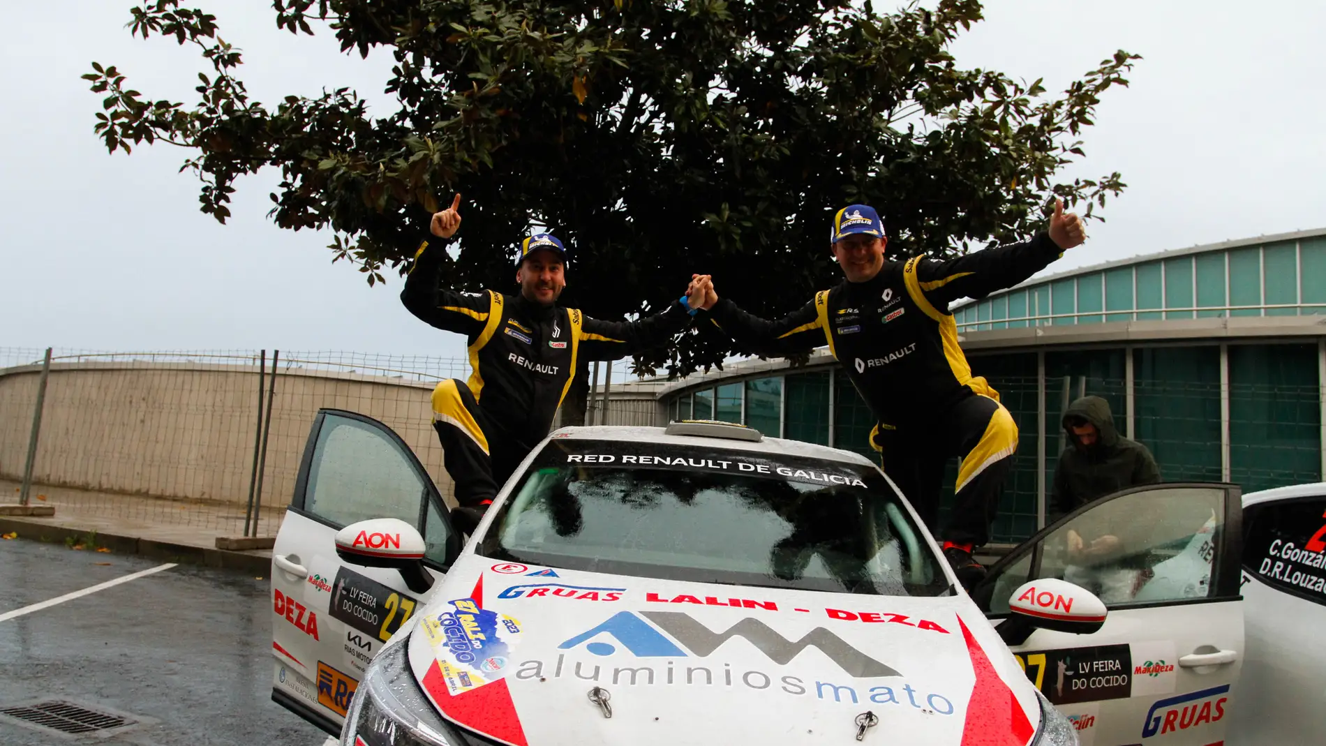 Álvaro Méndez e David Enriquez estrean o palmarés do Clio Trophy Galicia