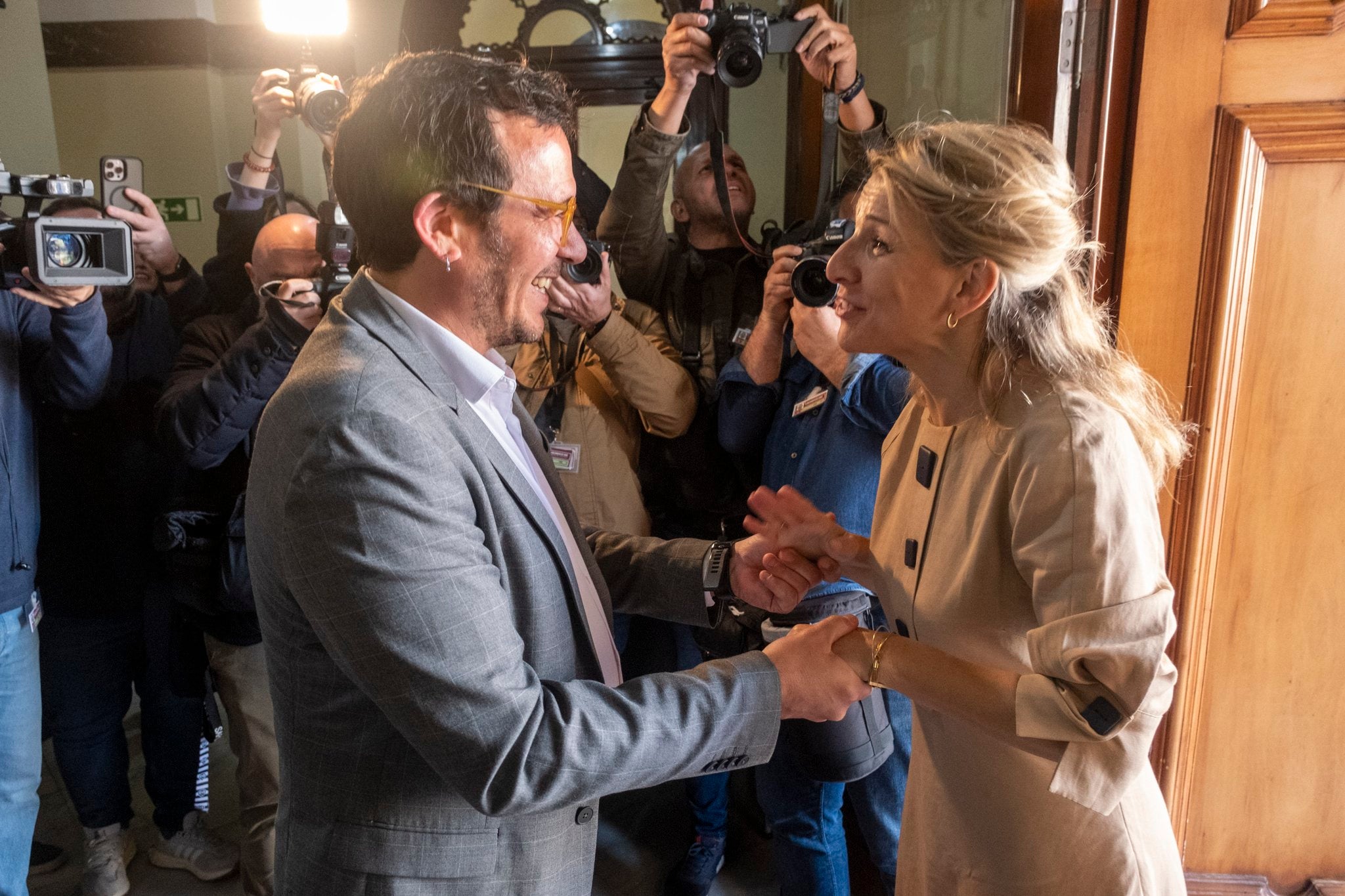 Yolanda Díaz vuelve a Cádiz para reunirse con 'Kichi' y los sindicatos para hablar de industria y empleo Yolanda Díaz vuelve a Cádiz para reunirse con 'Kichi' y los sindicatos para hablar de industria y empleo