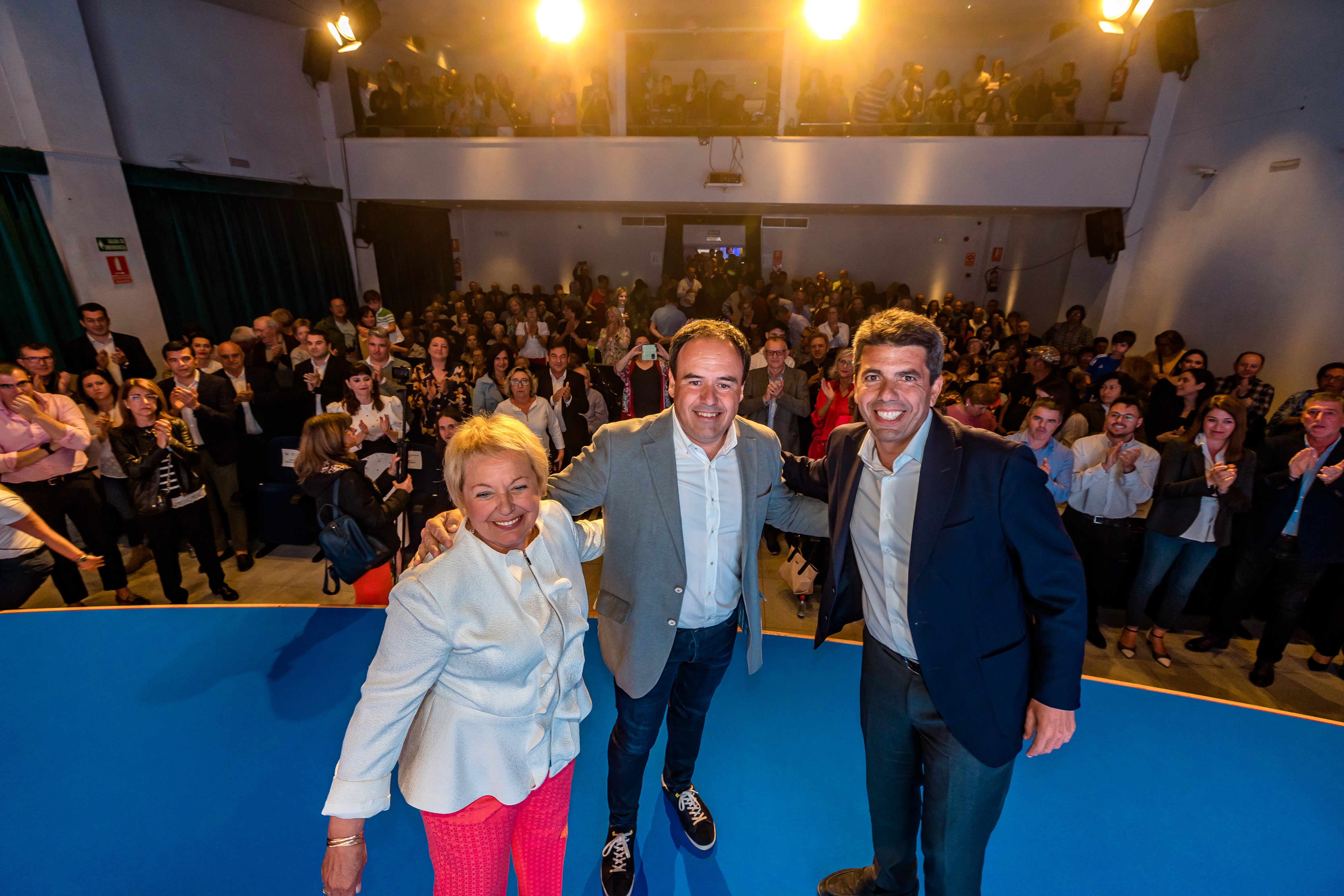 Juanfran Pérez presenta candidatura a la alcaldía de Finestrat Juanfran Pérez presenta candidatura a la alcaldía de Finestrat