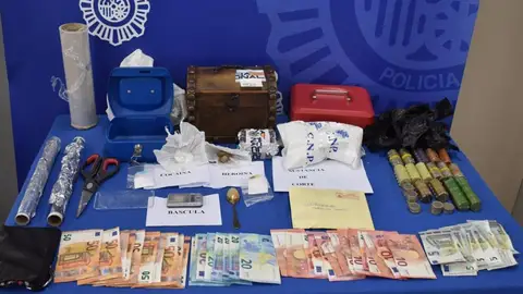 Ingresan en prisión tres acusados de regentar dos puntos de venta de cocaína y heroína en Plasencia Ingresan en prisión tres acusados de regentar dos puntos de venta de cocaína y heroína en Plasencia