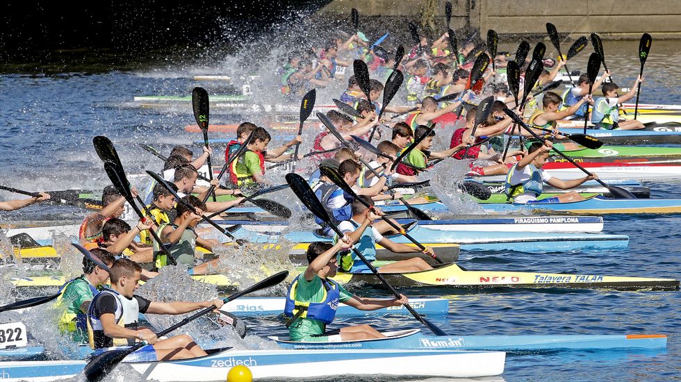 Muiños acolle o campionato de España de media maratón de piragüismo Muiños acolle o campionato de España de media maratón de piragüismo