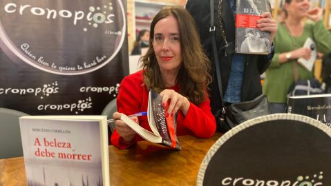 Set de radio instalado en la librer&iacute;a Cronopios de Pontevedra