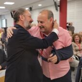 El presidente Lambán saluda al nuevo líder de UGT, José Juan Arceiz