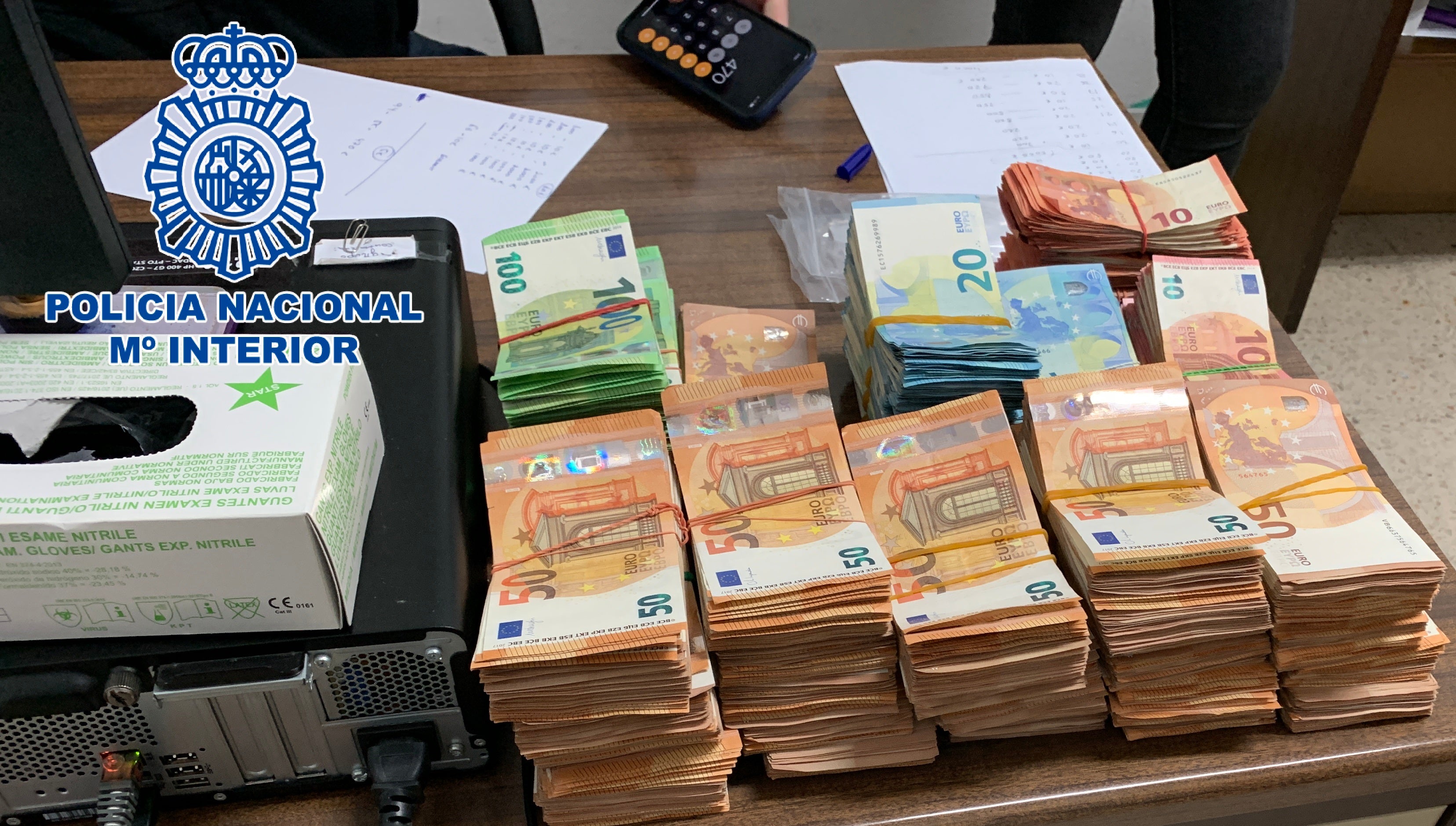 La Policía detiene en El Puerto a un ciudadano alemán acusado de intentar blanquear dinero procedente del narcotráfico La Policía detiene en El Puerto a un ciudadano alemán acusado de intentar blanquear dinero procedente del narcotráfico