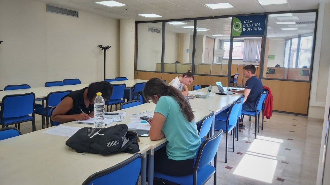 Onda amplía el horario de apertura de la Biblioteca y la sala Colón Onda amplía el horario de apertura de la Biblioteca y la sala Colón