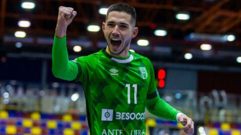 Quique Hernando, UMA Antequera