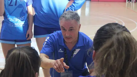 Manolo Díaz, entrenador Manolo Díaz, entrenador