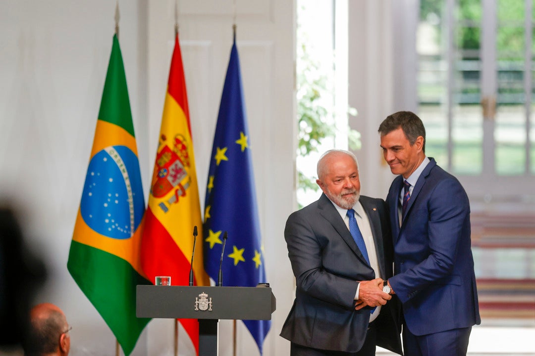 Sánchez dice ante Lula que la voz de Ucrania debe ser "escuchada" para que sea una "paz justa y duradera" Sánchez dice ante Lula que la voz de Ucrania debe ser "escuchada" para que sea una "paz justa y duradera"