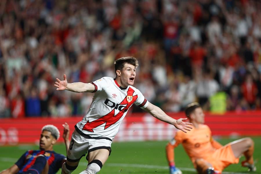 El Rayo no perdona a un indolente Barcelona El Rayo no perdona a un indolente Barcelona