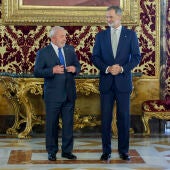 Felipe VI y Lula durante su encuentro en el Palacio Real de Madrid