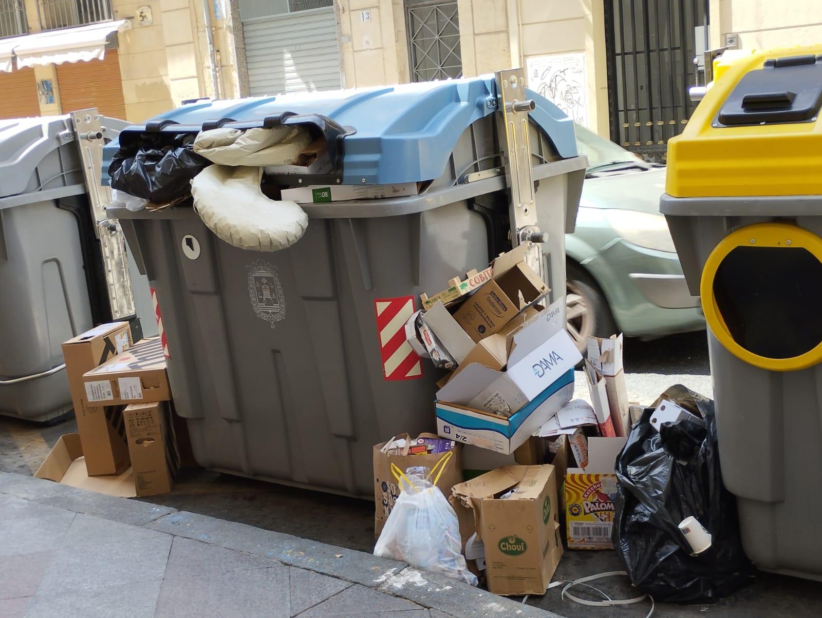 La CAL reclama al ayuntamiento de Alicante emplear mejor los recursos de limpieza para dejar de salir en las encuestas como ciudad sucia La CAL reclama al ayuntamiento de Alicante emplear mejor los recursos de limpieza para dejar de salir en las encuestas como ciudad sucia