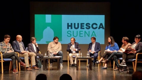 Los alcaldables en Huesca mostraron su apoyo al proyecto en una mesa redonda de Huesca Suena.