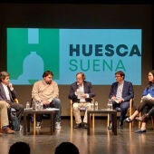 Los alcaldables en Huesca mostraron su apoyo al proyecto en una mesa redonda de Huesca Suena.